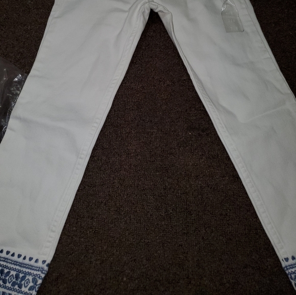 Jeans - Picture 2 of 2